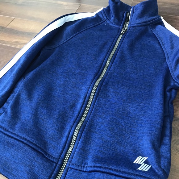 EUC bundle of kids zip up jackets size 3/4, 5/6 XS - Picture 6 of 9